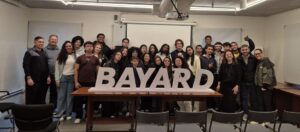 Jovens do Futuro nas Mãos visitam a Bayard e conhecem de perto o mundo do trabalho